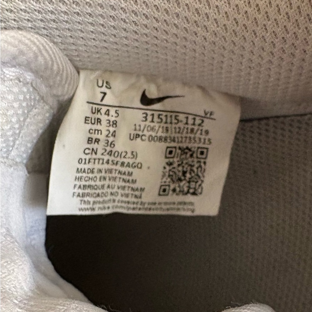 Nike Air Force 1 Triple White Low Woman's Sneakers Style Number-315115-112 Sz. 7 - Picture 13 of 14